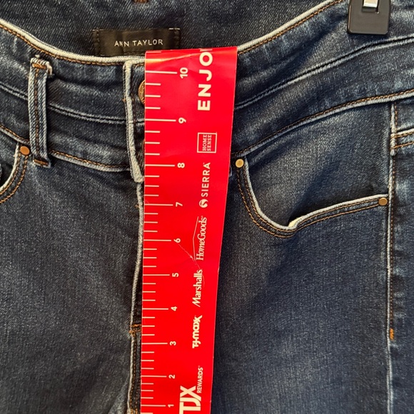 Ann Taylor Size 0 Jeans - Picture 7 of 12